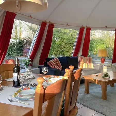 Stunning In With Wifi Chaam